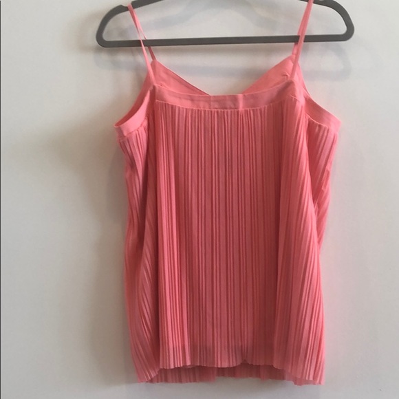 NWT Limited M tank in shell pink. - Picture 2 of 2